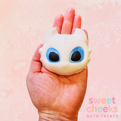Light Fury Bath Bomb