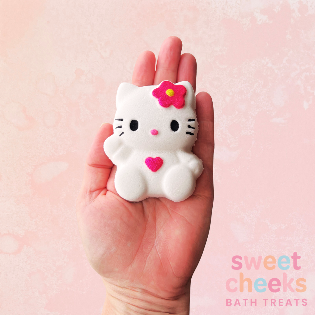 Pretty Kitty Bath Bomb